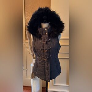 Maralyn & Me Charcoal Hooded Puffer Vest